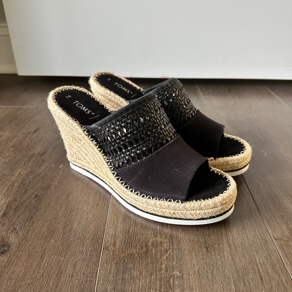 TOMS Monica Mule Wedge size 9 Black